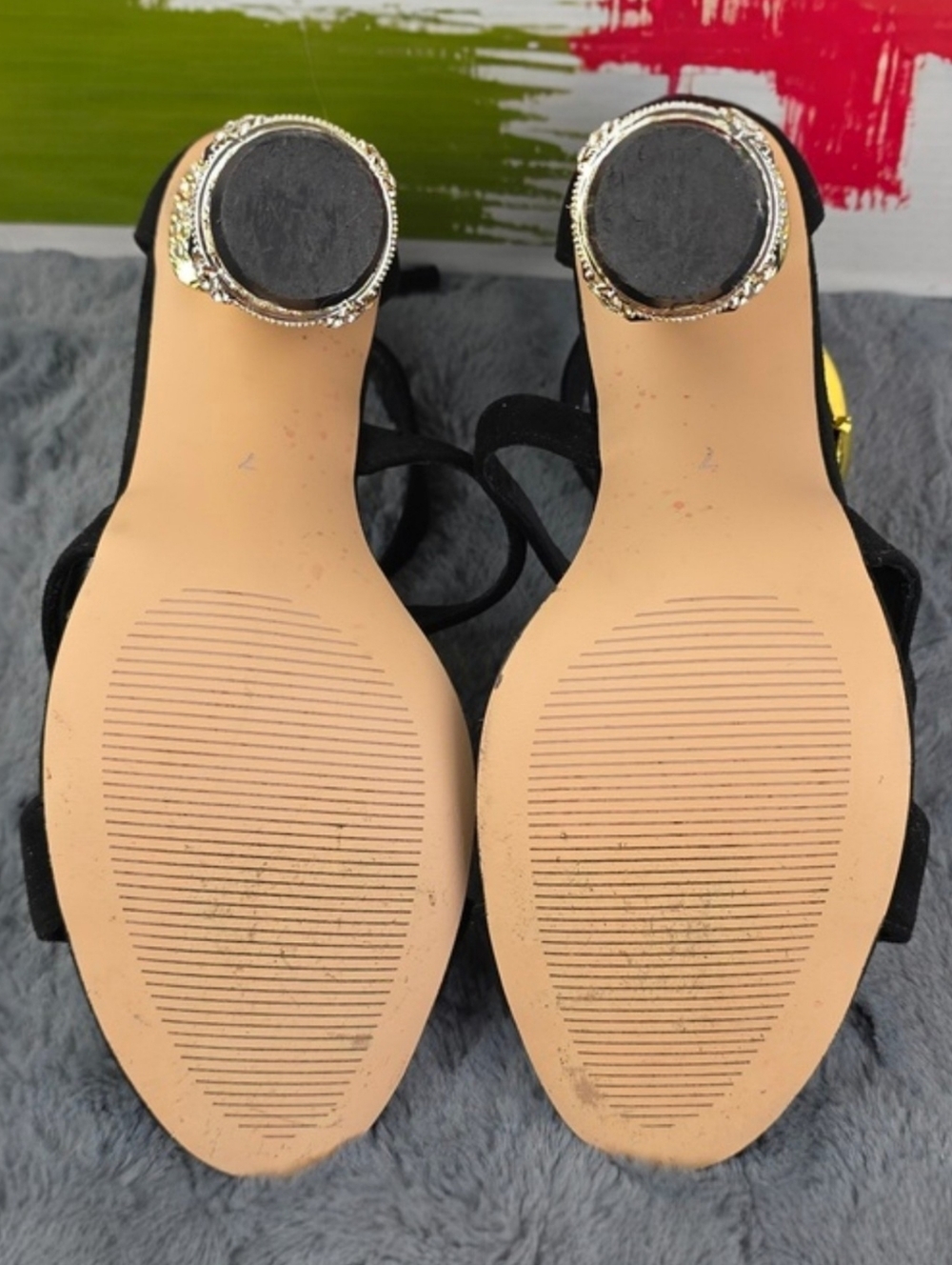 FSJ Gold Serpentine Heels - Picture 12 of 15